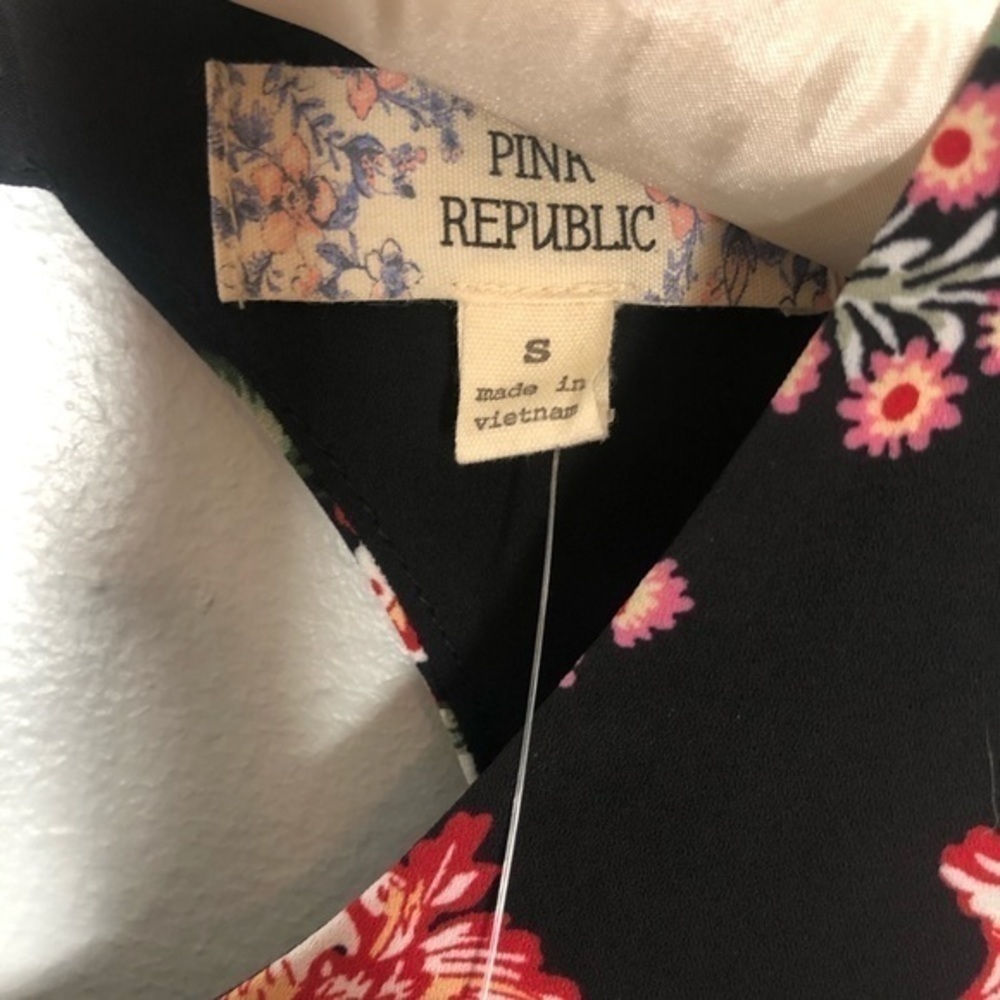 NEW Pink Republic floral flower open keyhole Back Shift Dress summer size small - Picture 3 of 8